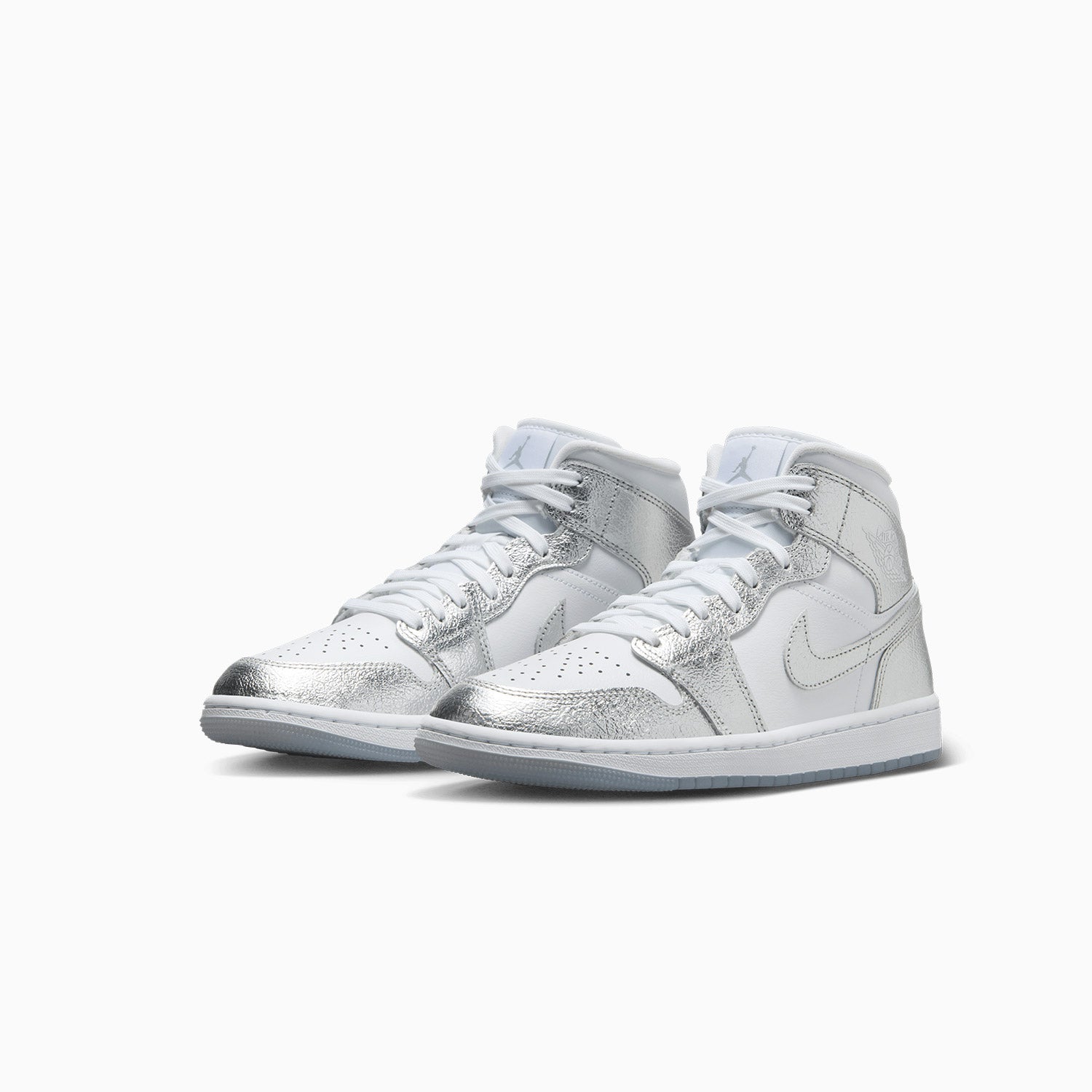 womens-air-jordan-1-se-metallic-silver-fn5031-100