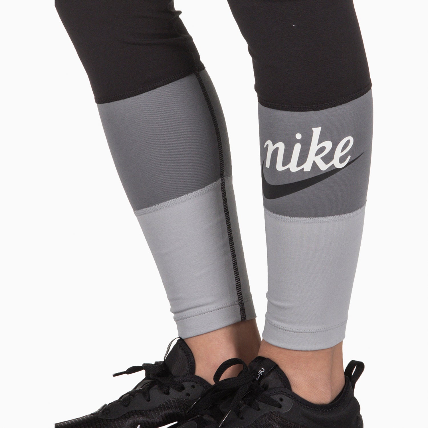 nike-womens-nike-sportswear-varsity-7-8-legging-ck1305-011