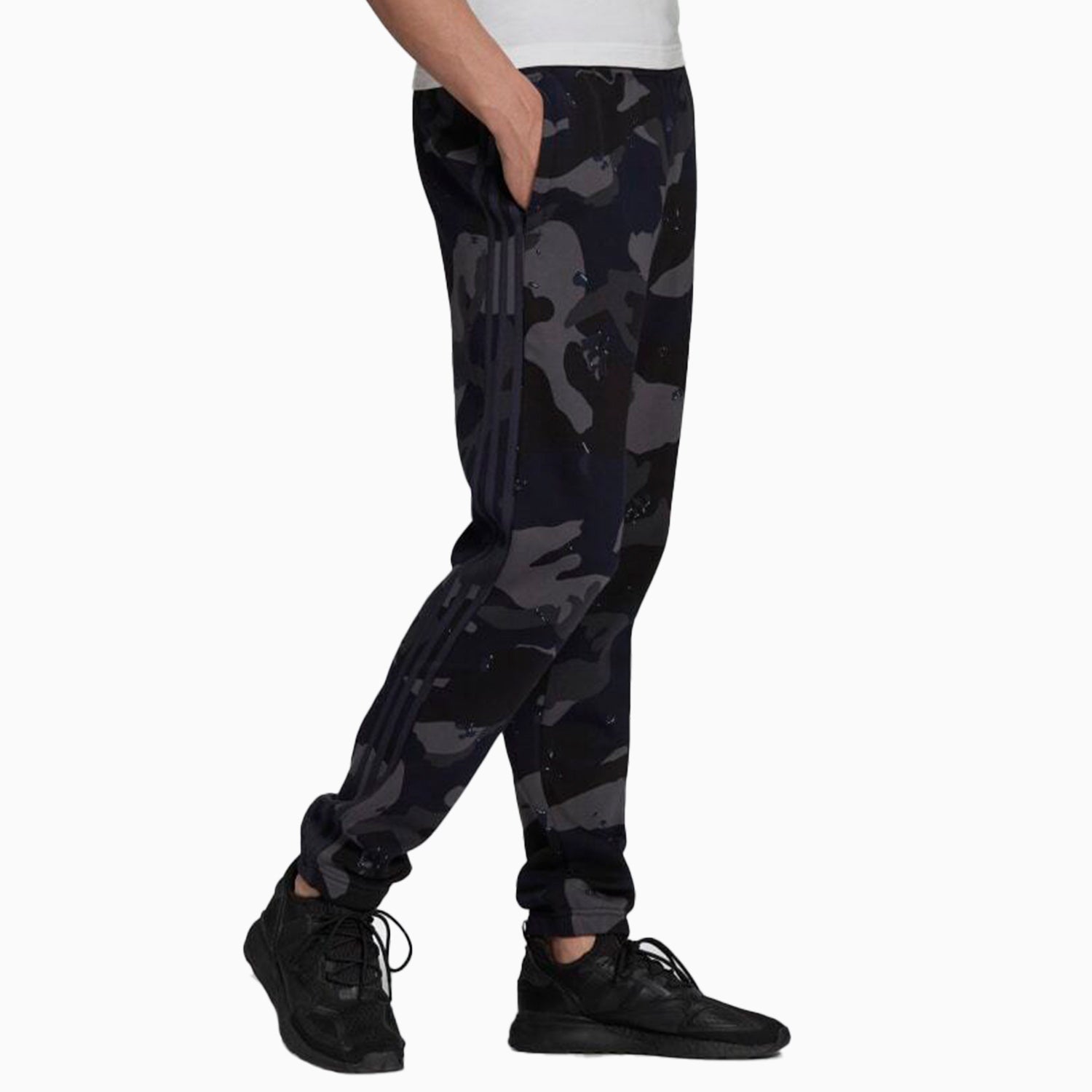 Adidas mens camo joggers online