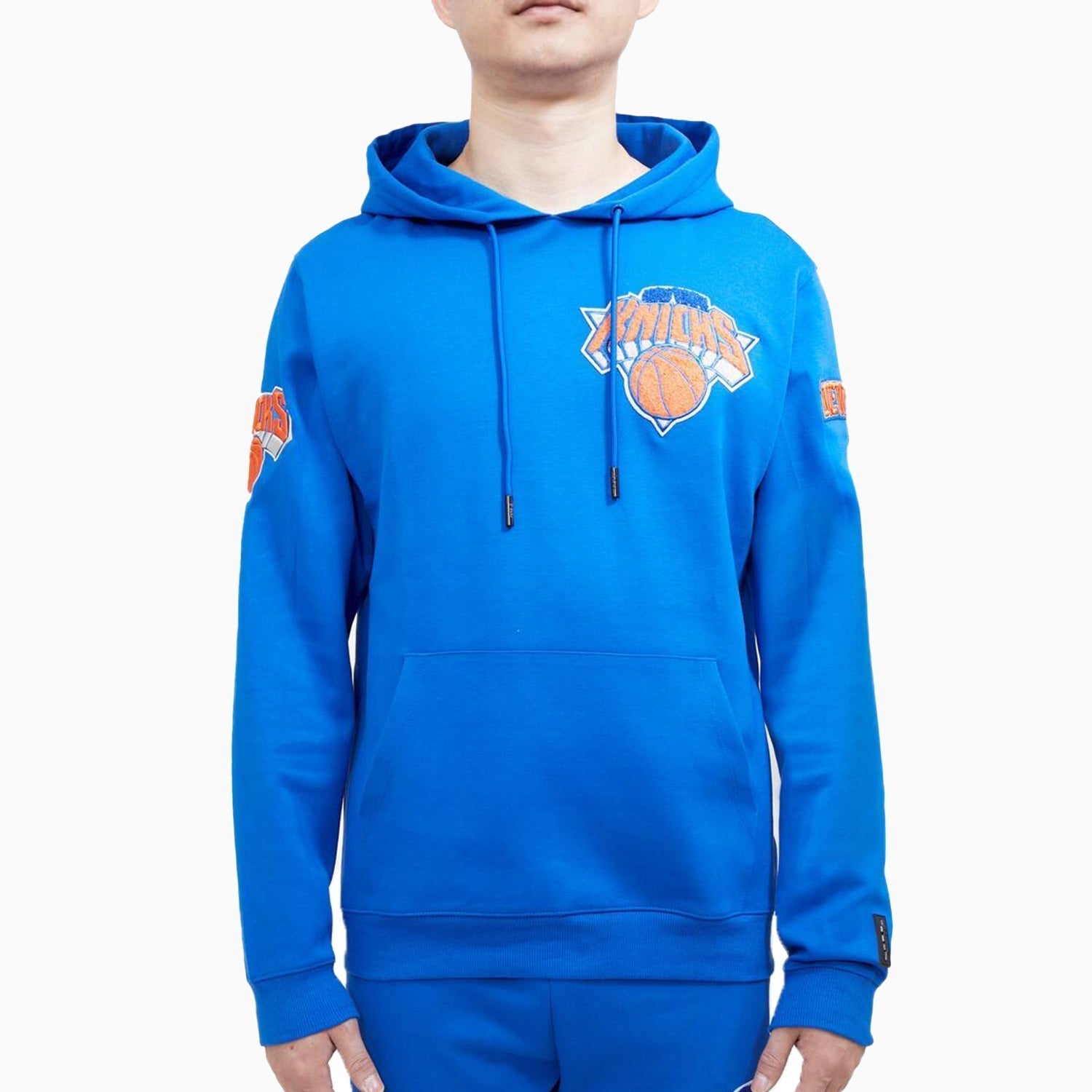 pro-standard-mens-new-york-knicks-logo-pullover-hoodie-bnk551554-ryb