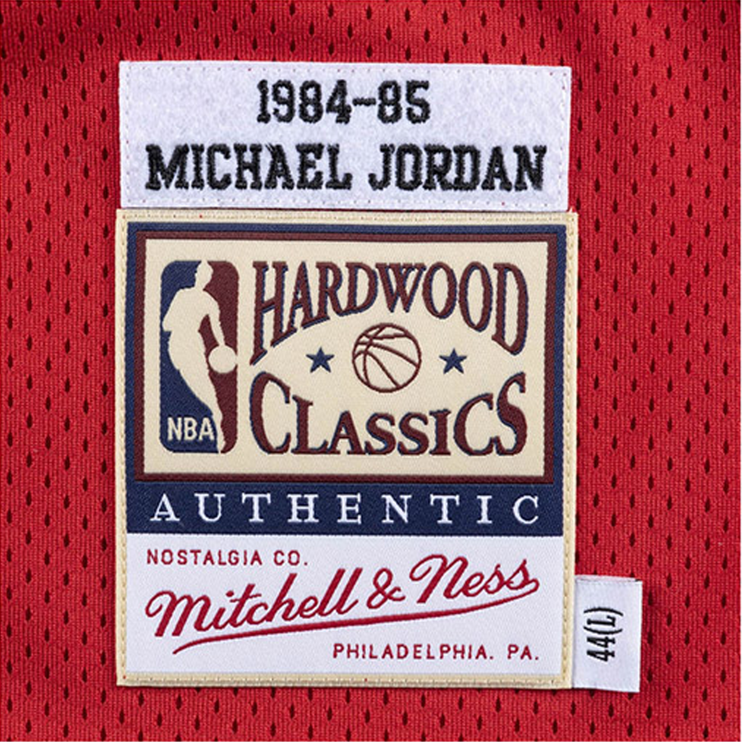 mitchell-ness-authentic-michael-jordan-chicago-bulls-nba-1984-85-jersey-youth-9n2b7bmj3-bulmj-y84