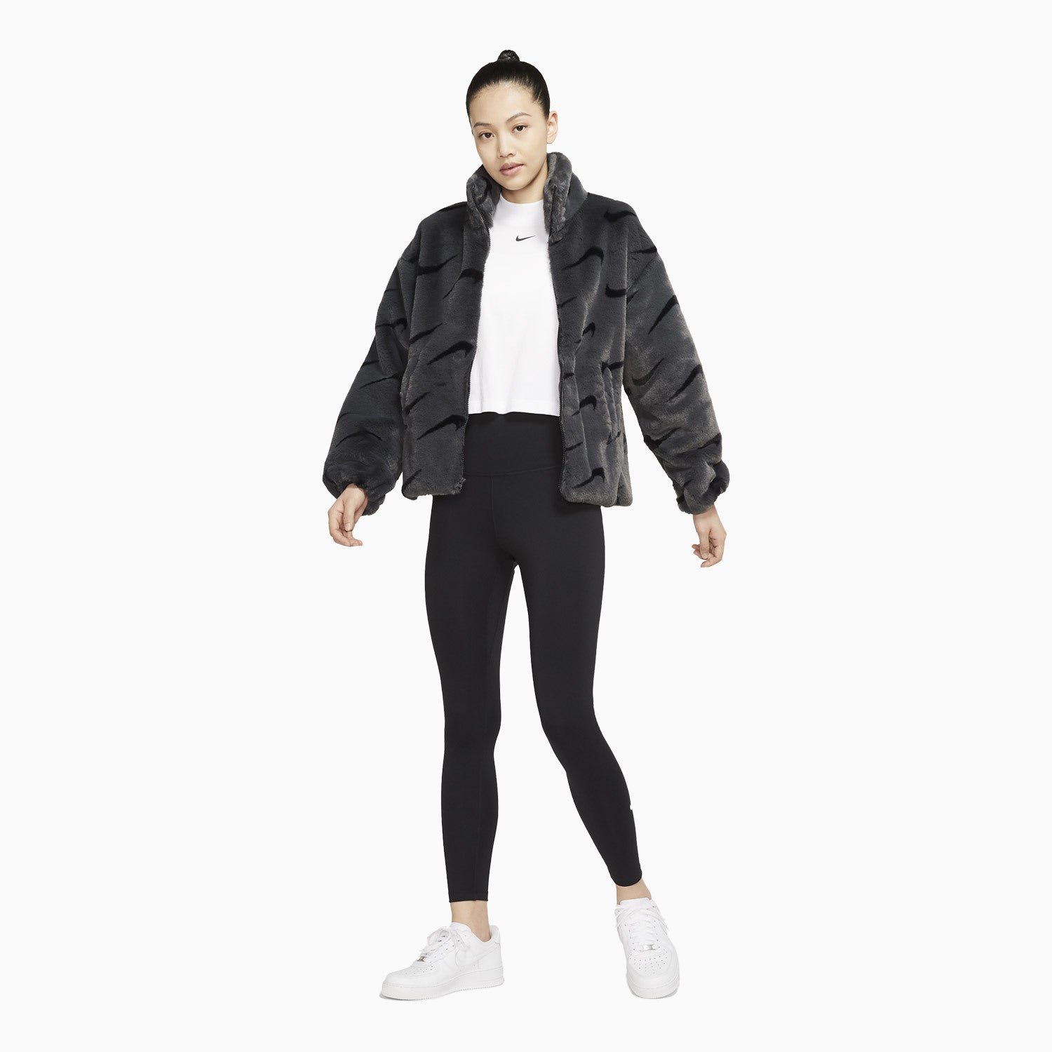 nike-womens-sportswear-plush-pro-outfit-dq6842-070-cz9779-010